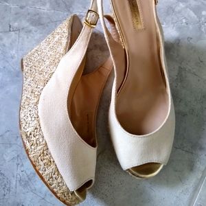 TAHARI Women platform canvas shoes size 8,5 Tailor